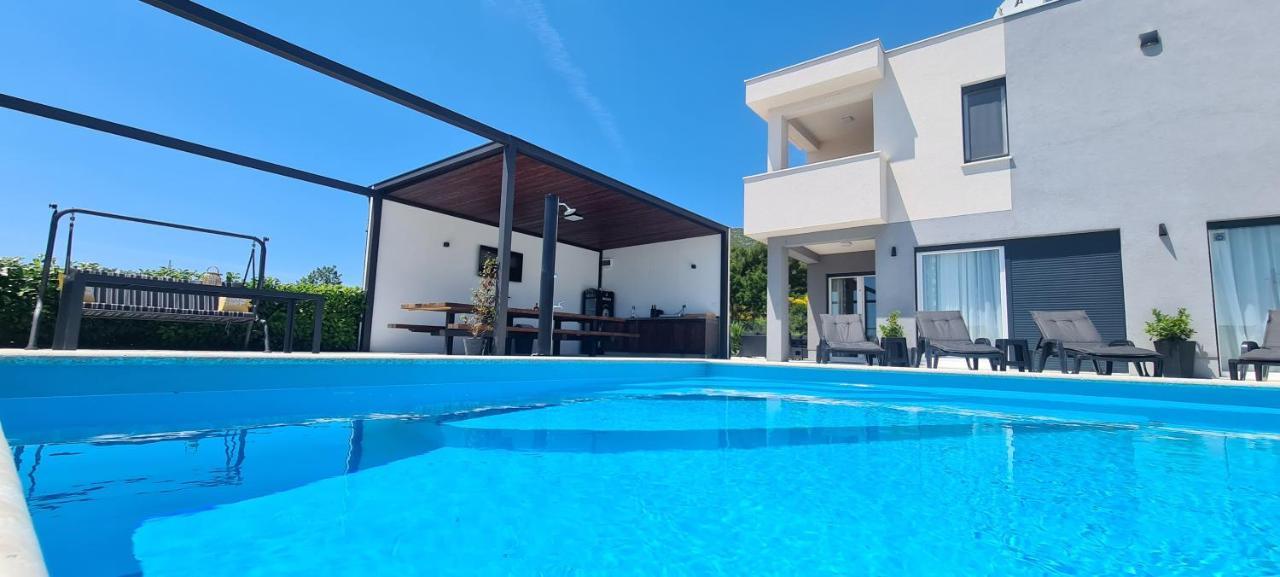 Villa Sky - Heating Pool Кастель-Нови Экстерьер фото