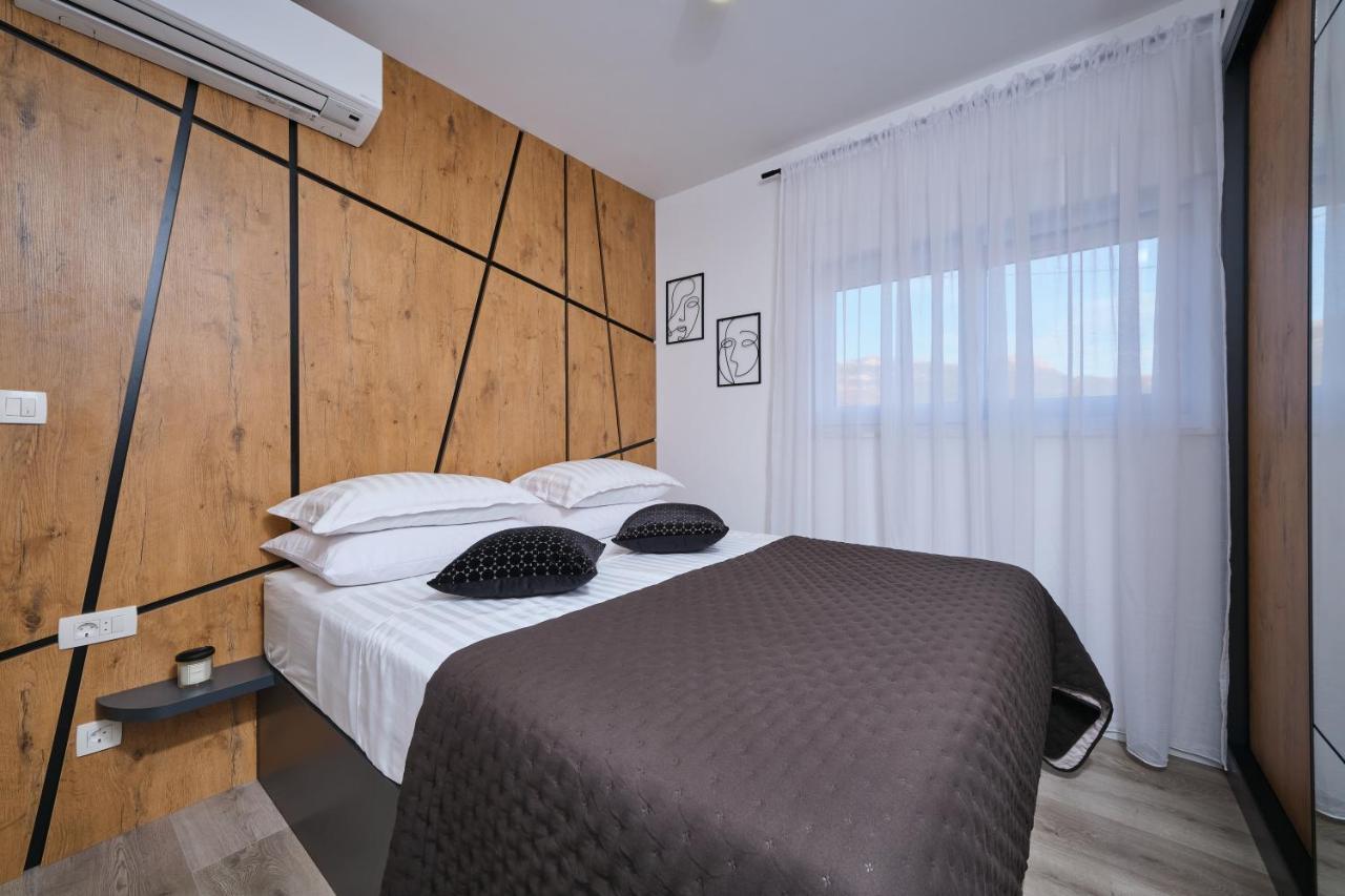 Villa Sky - Heating Pool Кастель-Нови Экстерьер фото